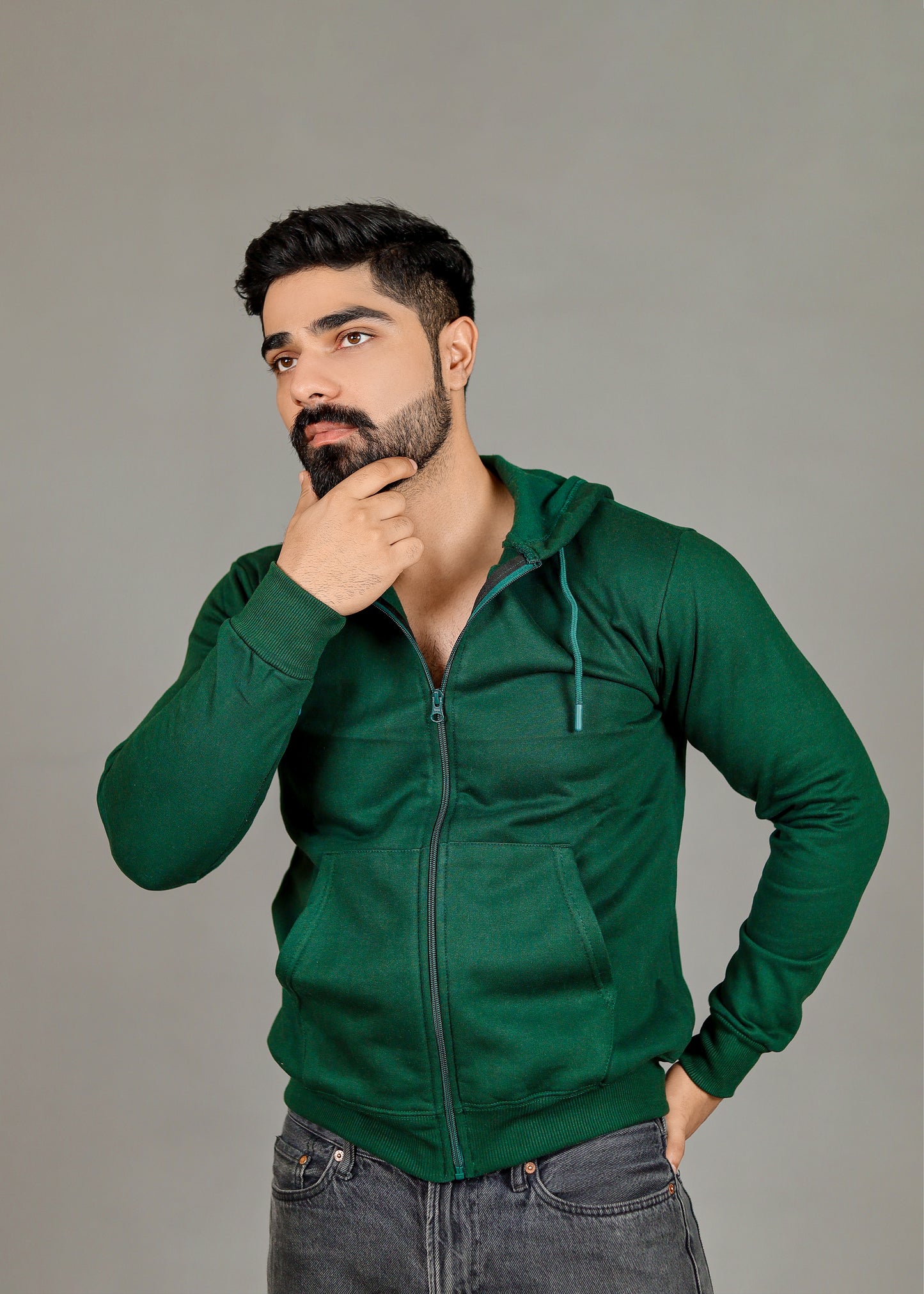 Men's Solid Bottle Green Zipper Hoodie