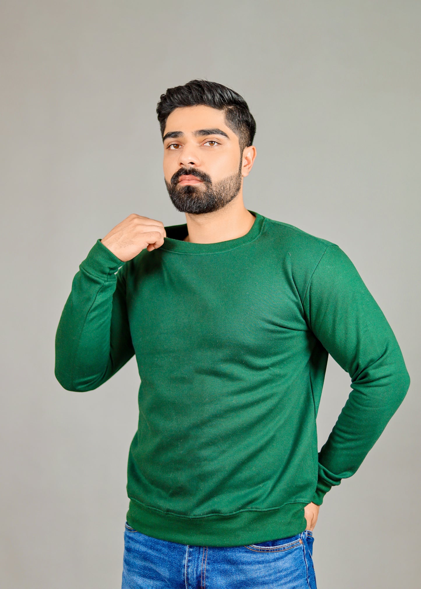 Men's Solid Bottle Green Sweatshirt