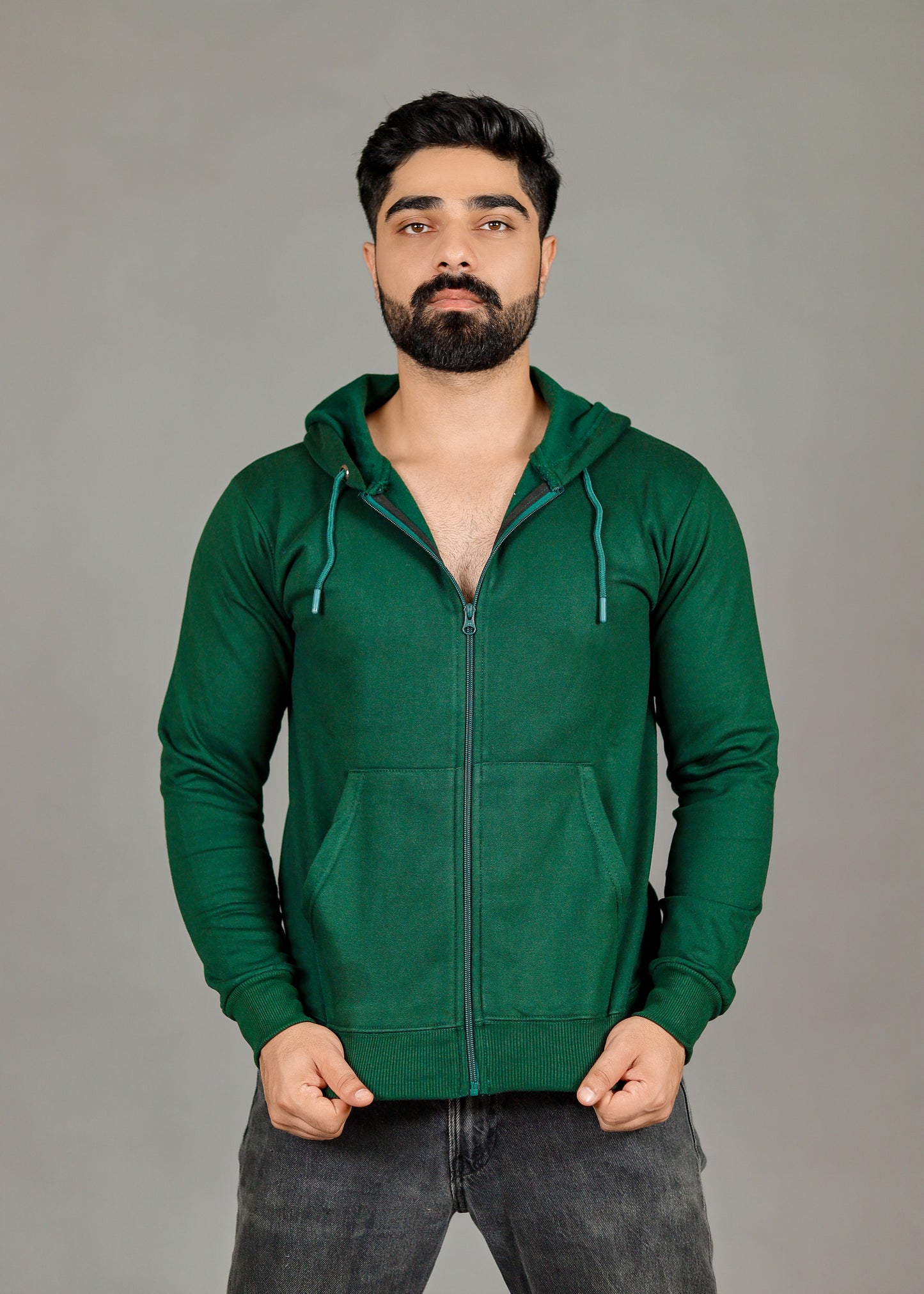 Men's Solid Bottle Green Zipper Hoodie