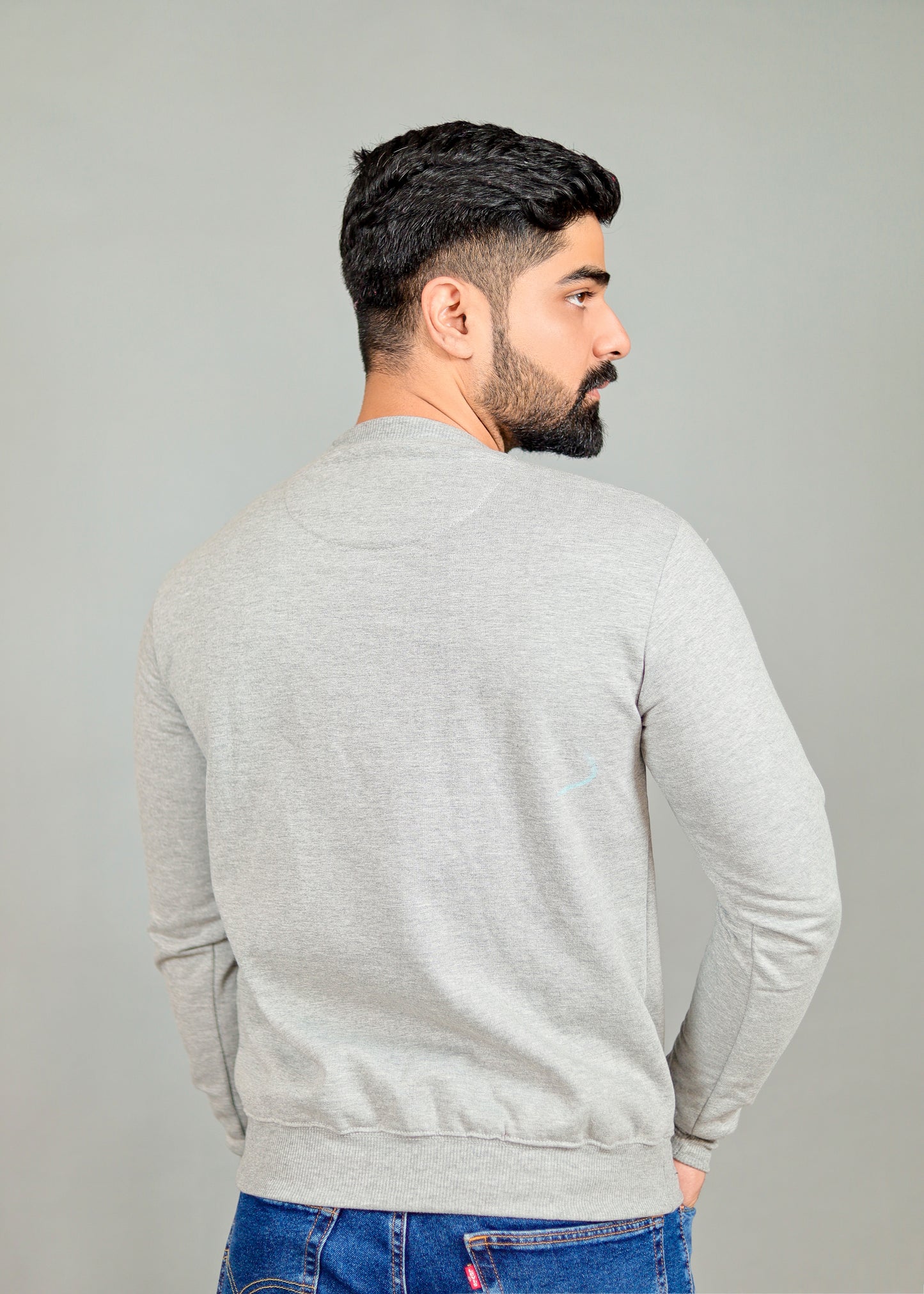 Men's Solid Grey Sweatshirt